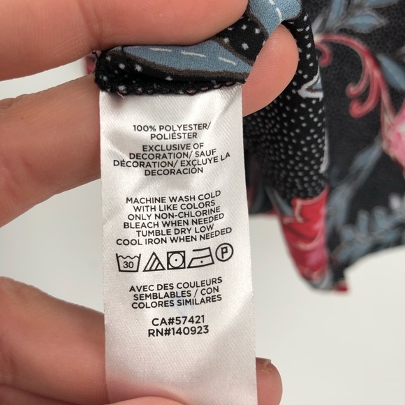 LOFT Garden Print Bell Sleeve Blouse Flowy S NWT Floral Flower Print Keyhole New - Picture 8 of 11